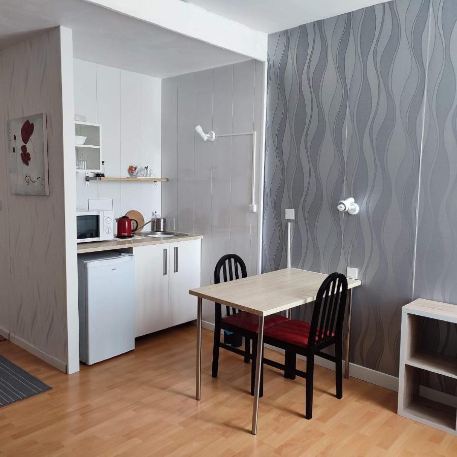 Les Chenes Chambres D'Hote Шатель-Гийон Экстерьер фото